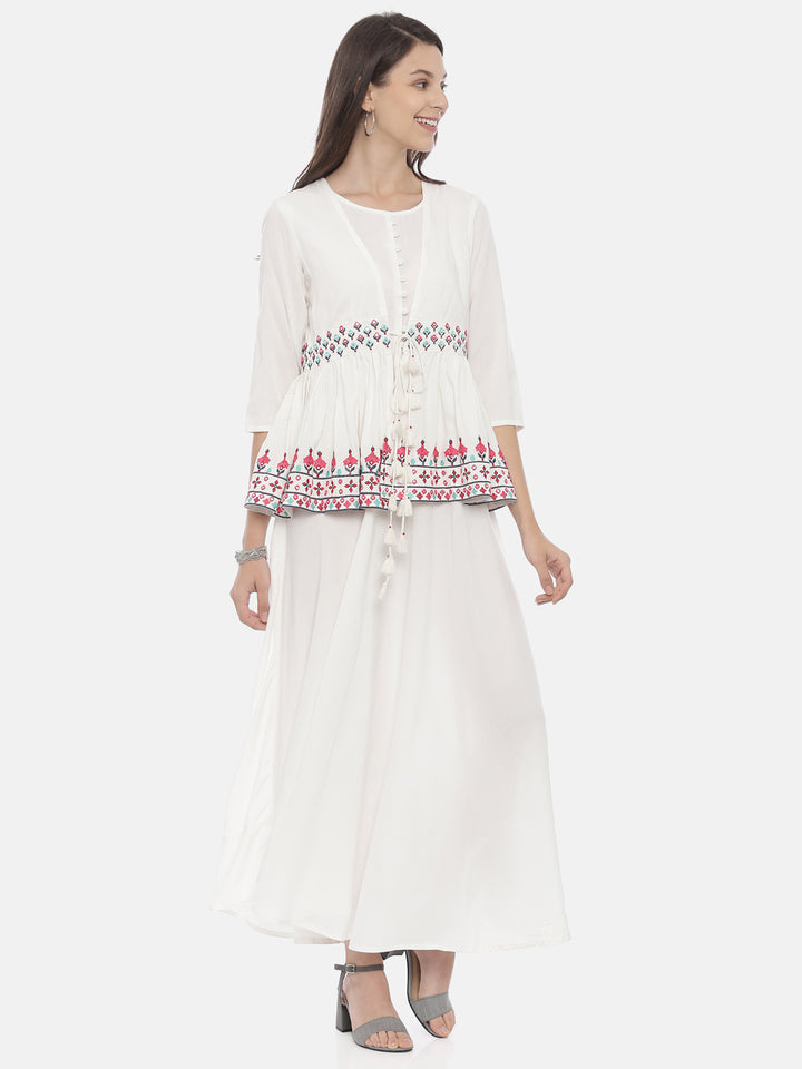 Neerus White rayon embroidered high-low kurta with jacket - detail view 3