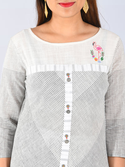 Neeru's Grey Striped Straight Kurta