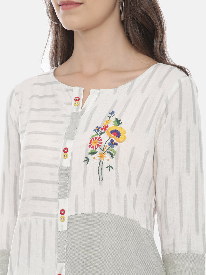 Neerus Grey cotton embroidered kurta set with palazzo - back view