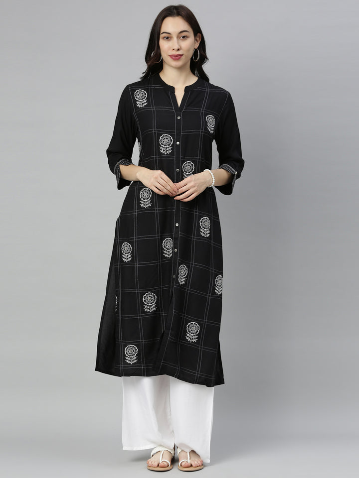 Neerus Black embellished zari straight kurta - detail view 5