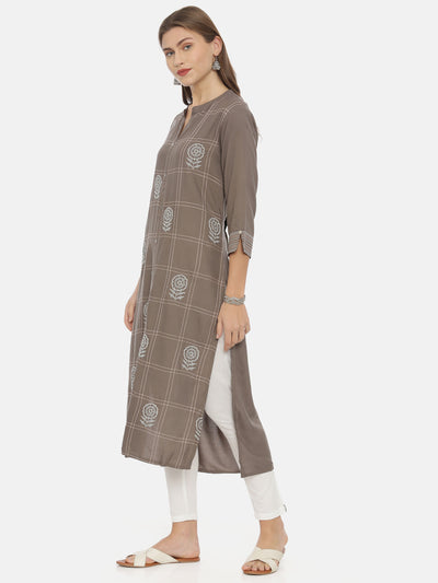 Neeru's Grey Embroidered Straight Kurta