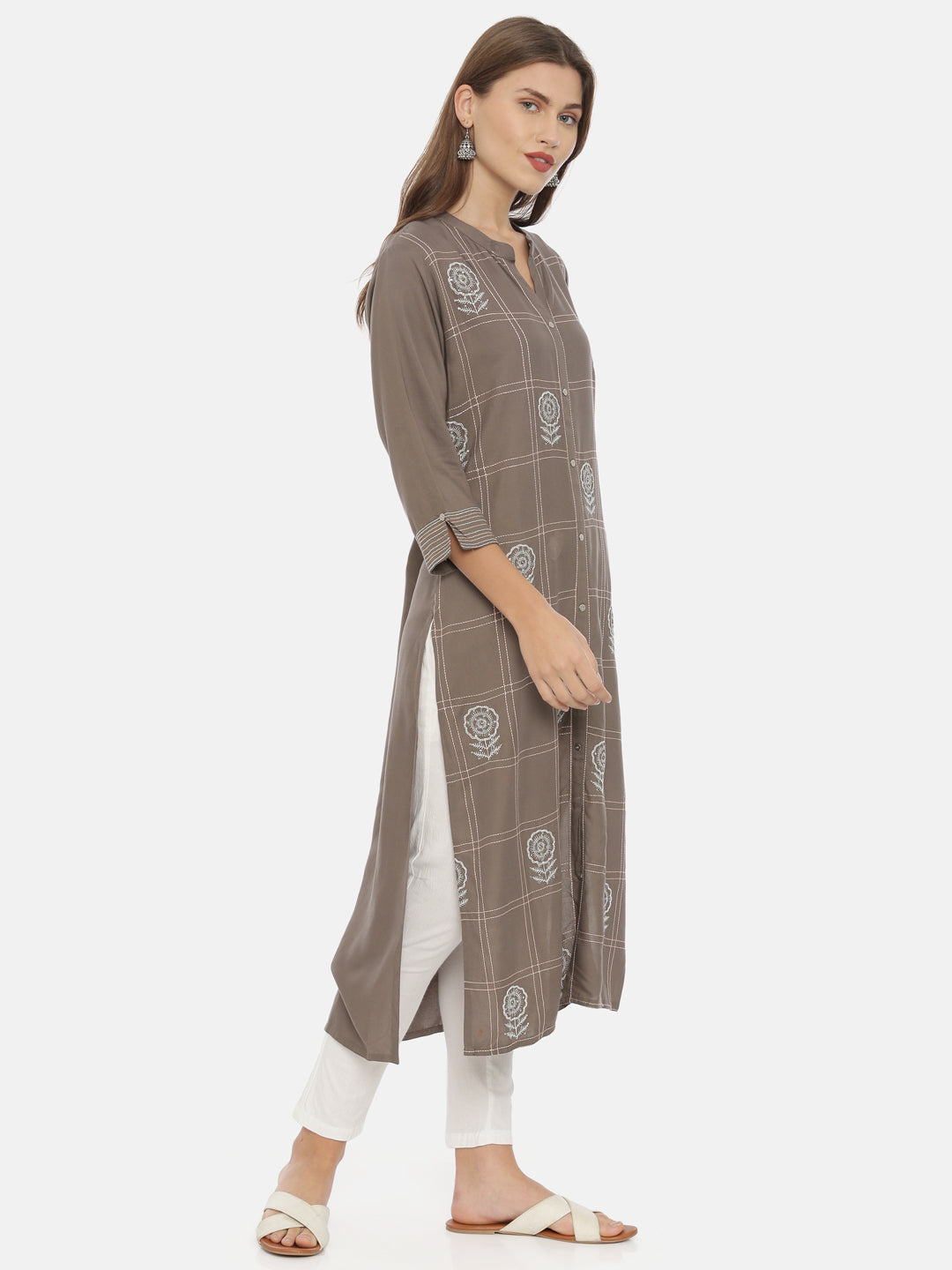 Neerus Grey Embroidered Straight Kurta
