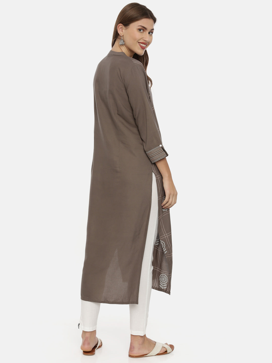 Neeru's Grey Embroidered Straight Kurta