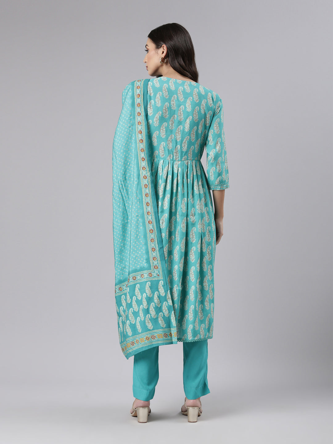 Neerus Sea Green Regular Calf Length Embroidered Kurta Solid Palazzos With Dupatta