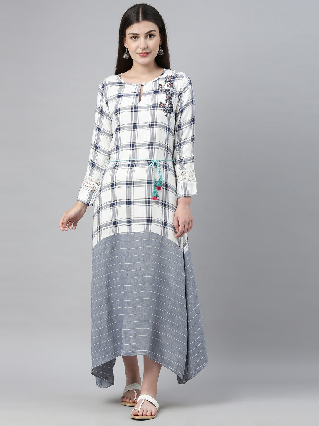 Neerus White Embroidered High Low Kurta