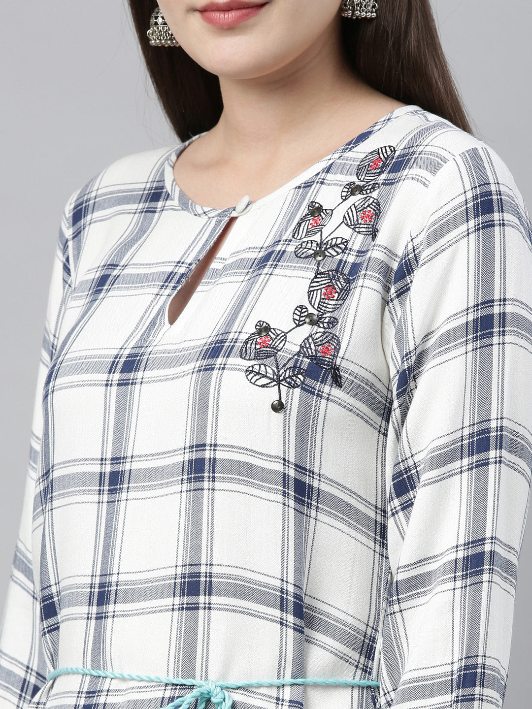 Neerus White Embroidered High Low Kurta