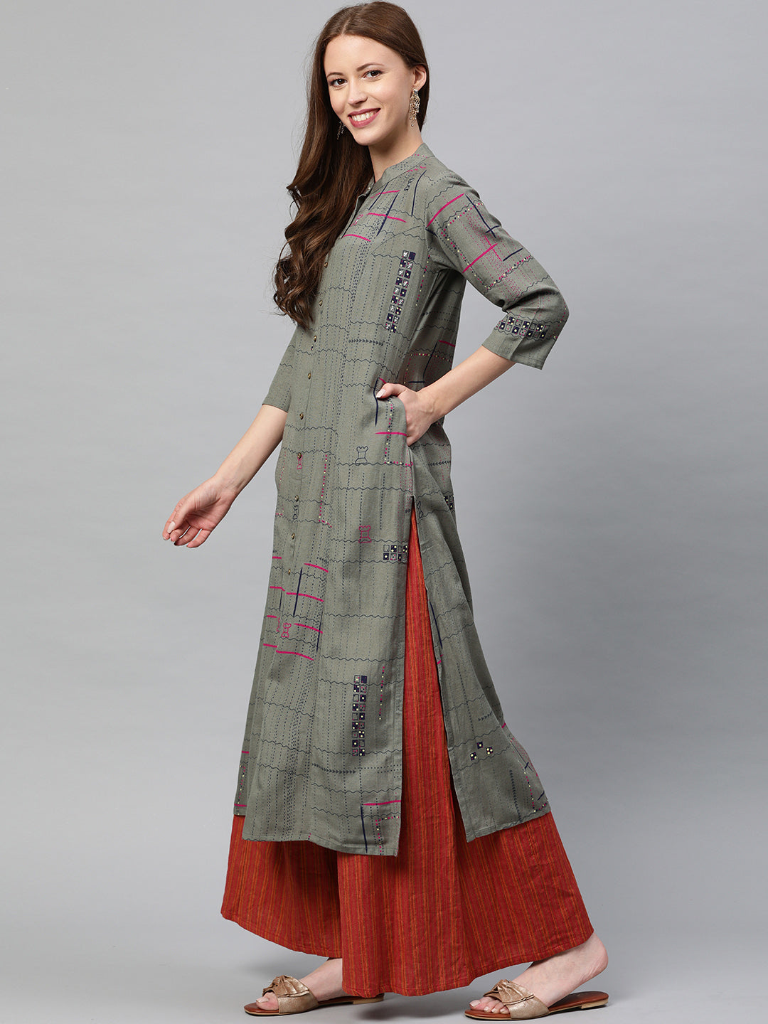 Neerus Green printed straight kurta - side view