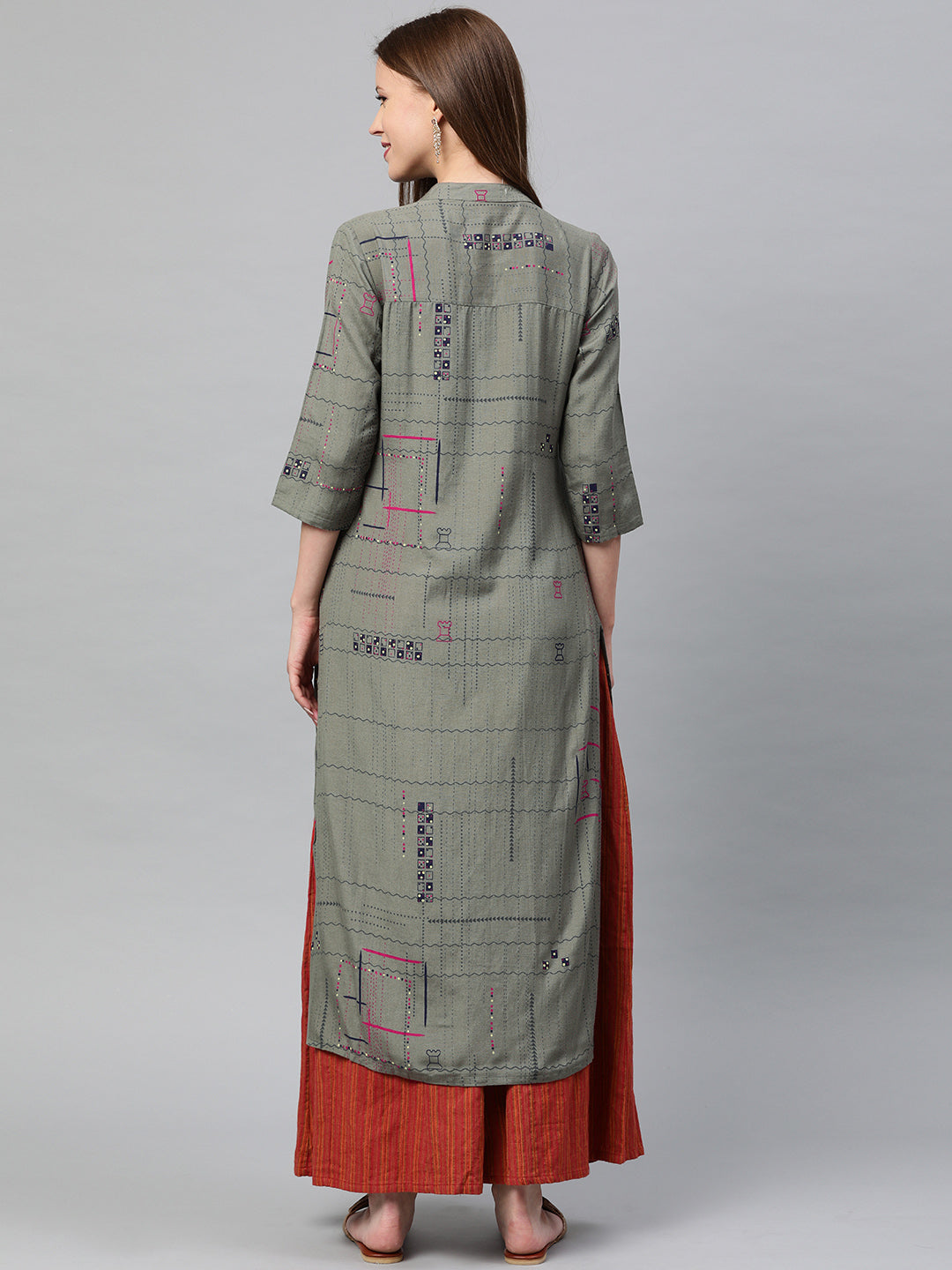 Neerus Green printed straight kurta - detail view 1