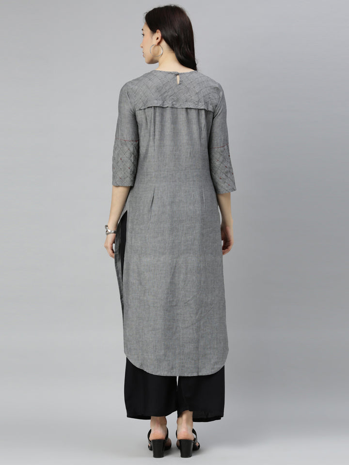 Neerus Grey embroidered high-low kurta - detail view 5