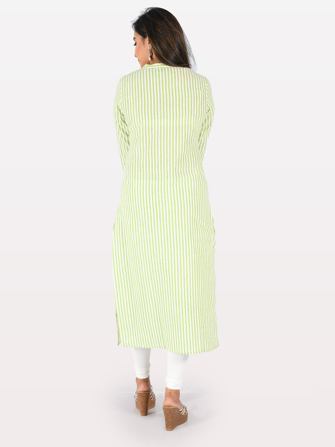 Neeru's Light Green Embroidered Straight Kurta