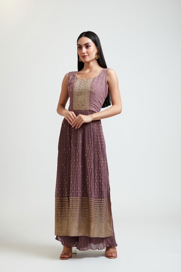 Neerus Women Georgette Onion Kurta Set