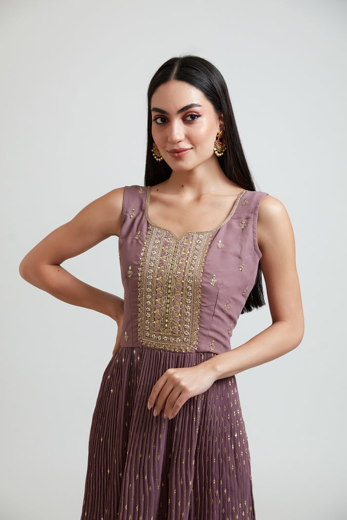 Neerus Women Georgette Onion Kurta Set