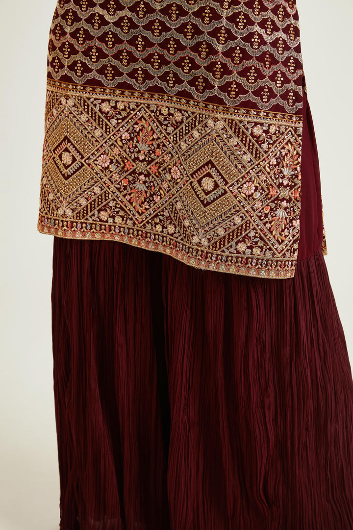 Neerus Maroon Georgette Embroidered Kurta Set - detail view 4