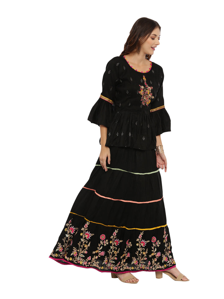 Neerus Black Embellished Kurti With Skirt & Dupatta