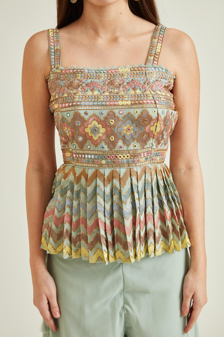 Neerus Green Georgette Embroidered Kurta Set - detail view 1