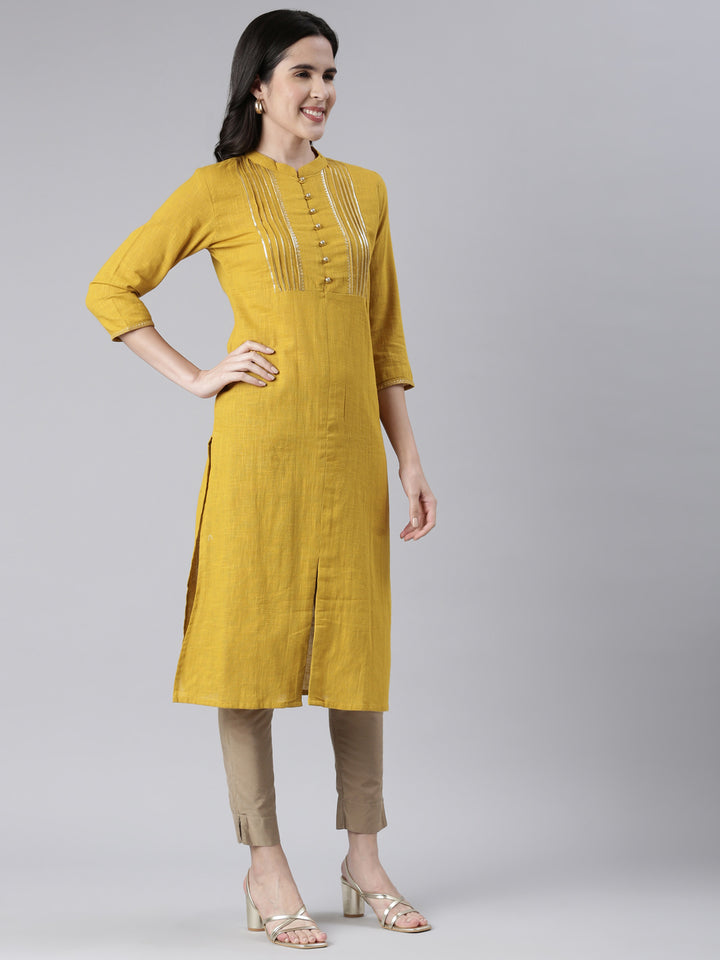 Neerus Yellow cotton solid straight kurta - back view
