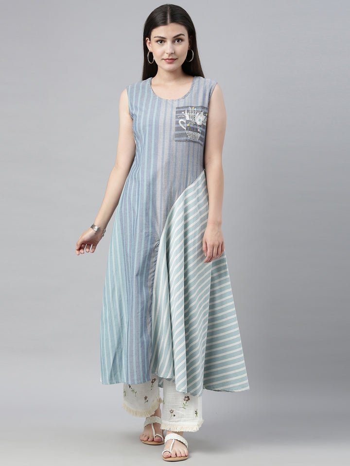 Neerus Blue printed striped flared kurta - detail view 6
