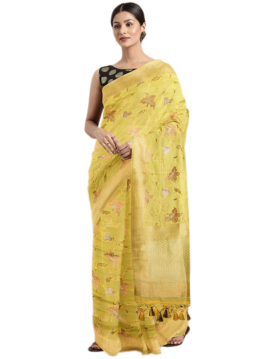 Neerus Yellow Printed Saree With Blouse