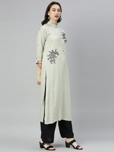 Neeru's Green Embellished Straight Kurta