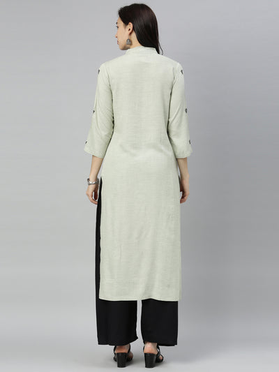 Neeru's Green Embellished Straight Kurta