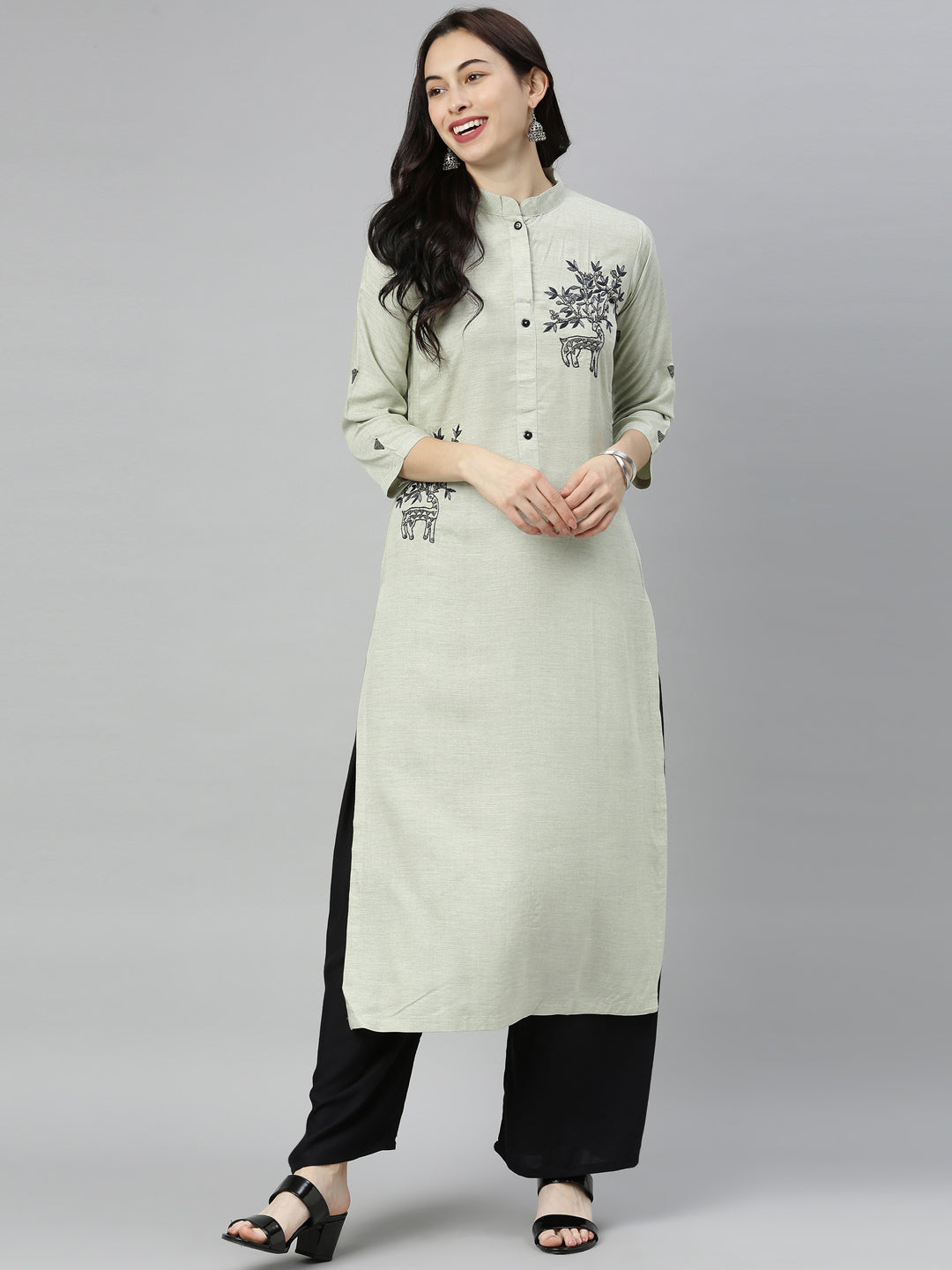 Neerus Green embellished straight kurta - detail view 4