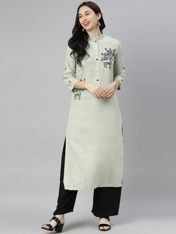 Neerus Green embellished straight kurta - detail view 4