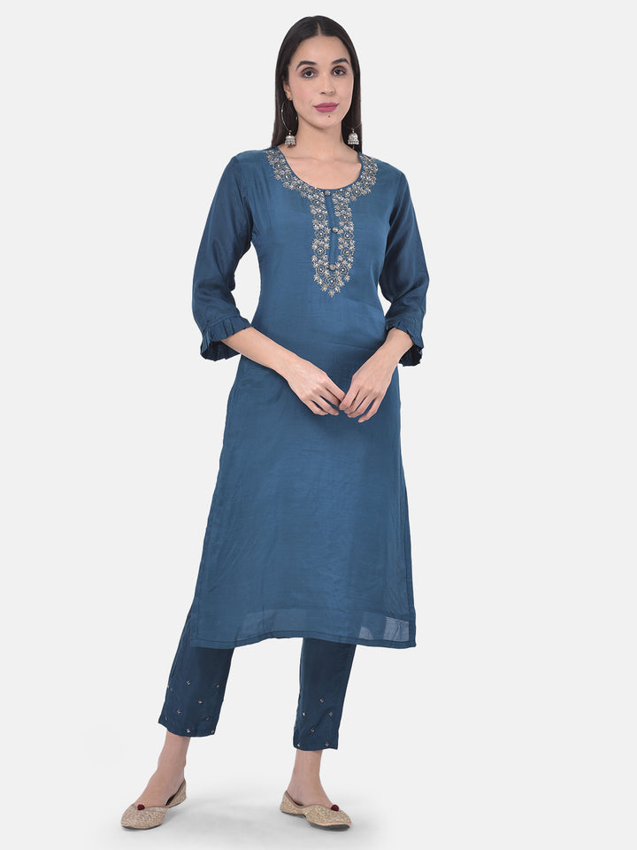 Neerus Blue muslin straight suit set - detail view 4