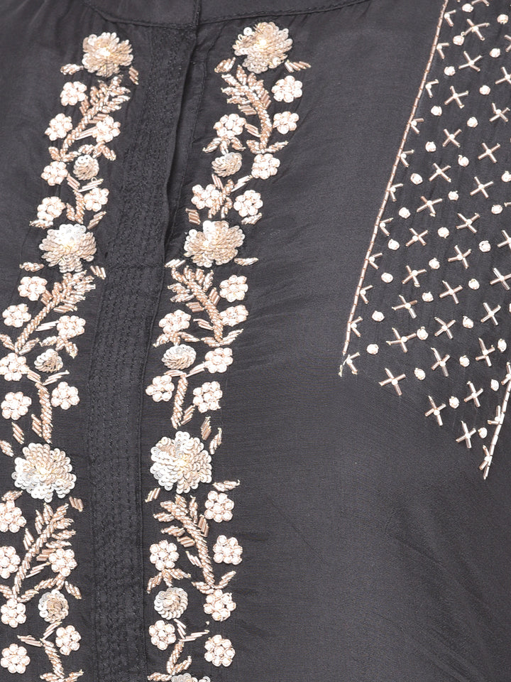 Neerus Black embellished suit set - detail view 2