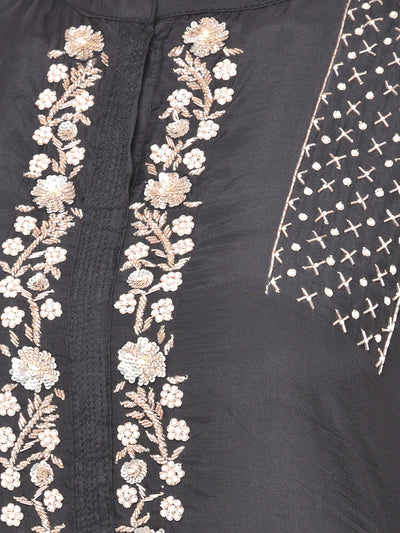 Neeru's Black Embellished Kurta With Pant & Dupatta