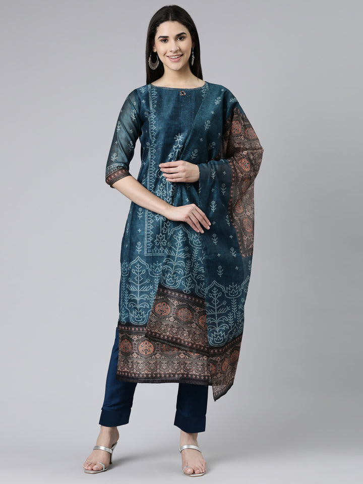 Neerus Green Regular Knee Length Printed Kurta Solid Trousers With Dupatta