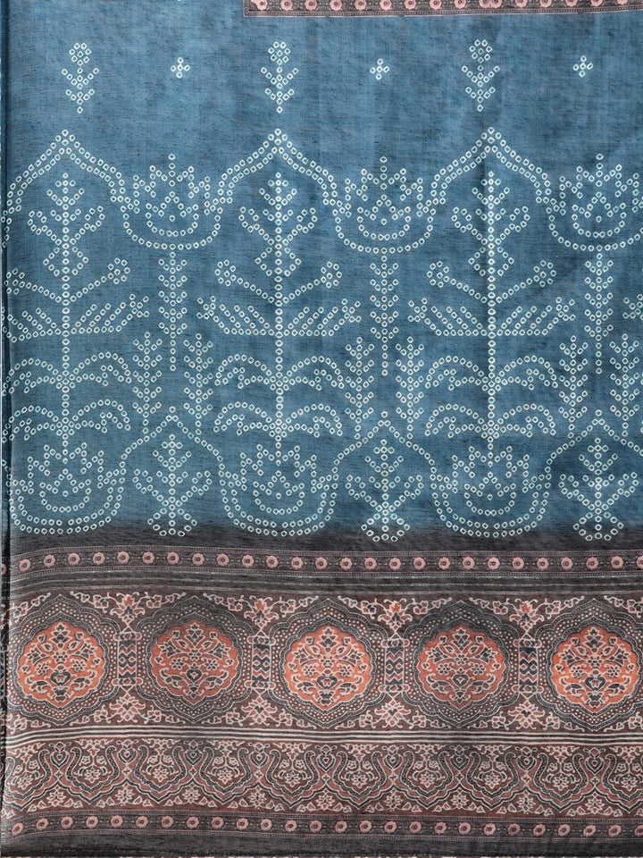 Neerus Green Regular Knee Length Printed Kurta Solid Trousers With Dupatta