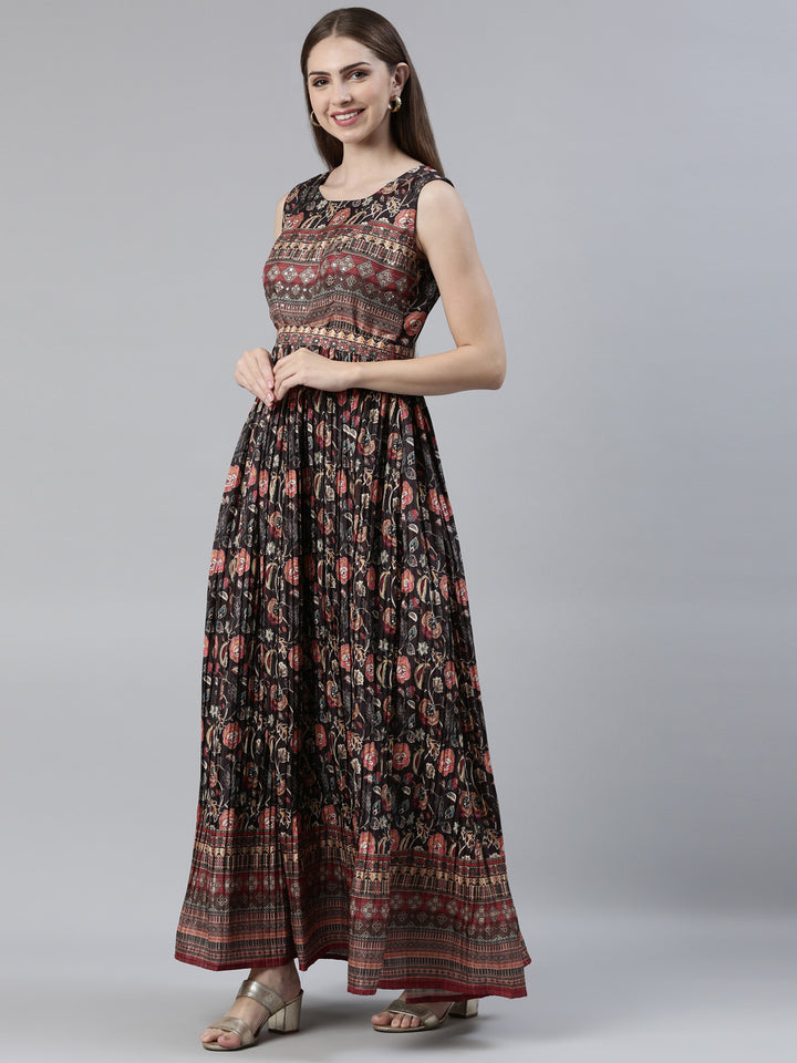 Neerus Black raw silk printed flared maxi dress - back view
