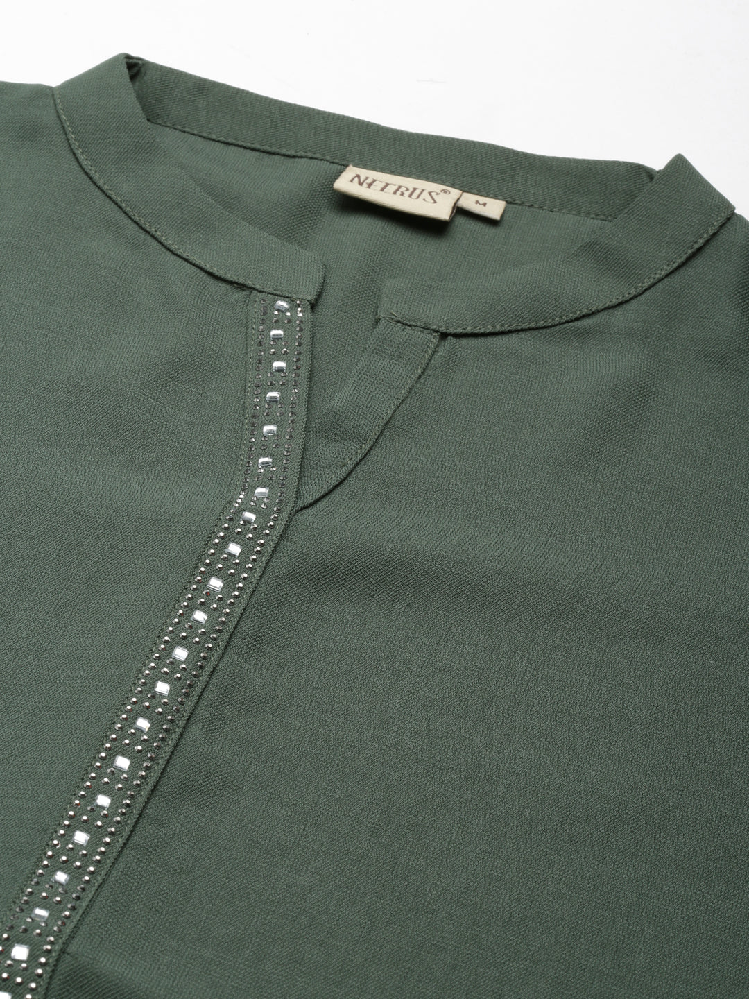Neerus Green cotton embellished kurti mandarin collar - detail view 3