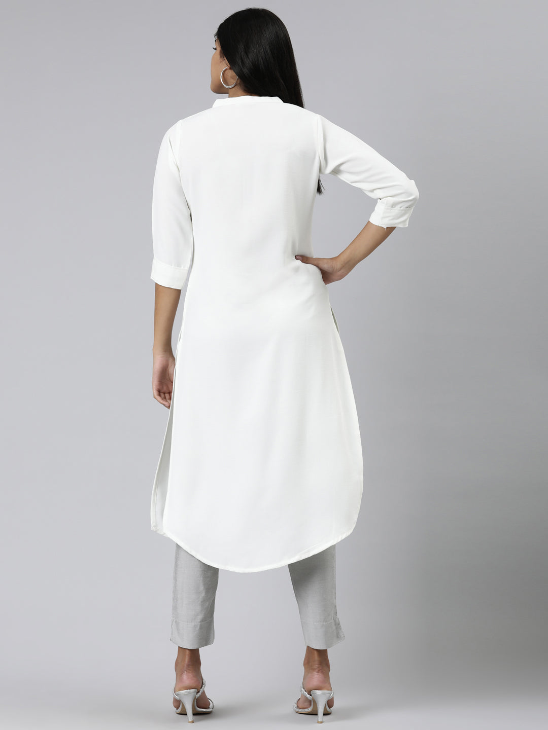 Neerus Off White Straight Solid Viscose Rayon Kurtas