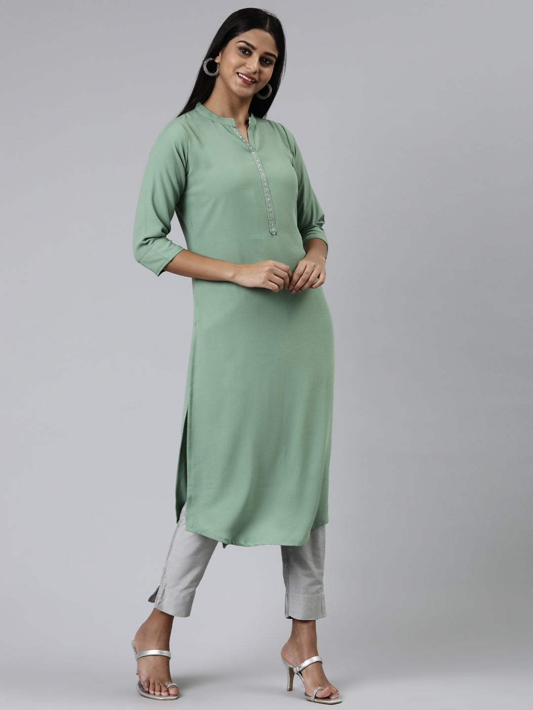 Neerus Green Straight Solid Viscose Rayon Kurtas