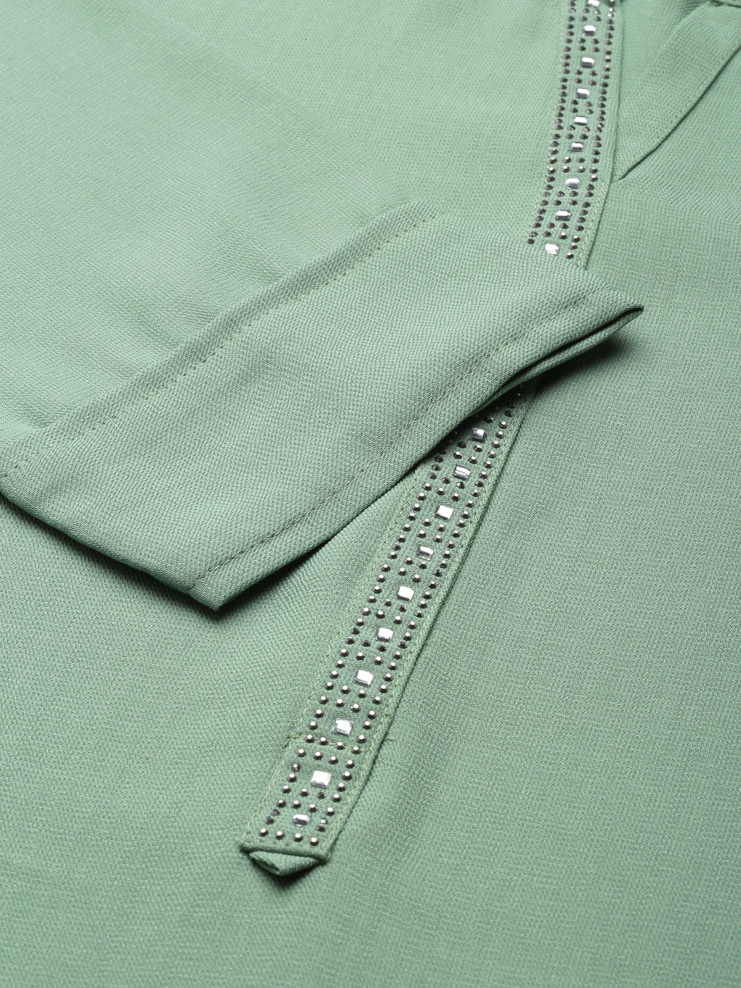 Neerus Green Straight Solid Viscose Rayon Kurtas