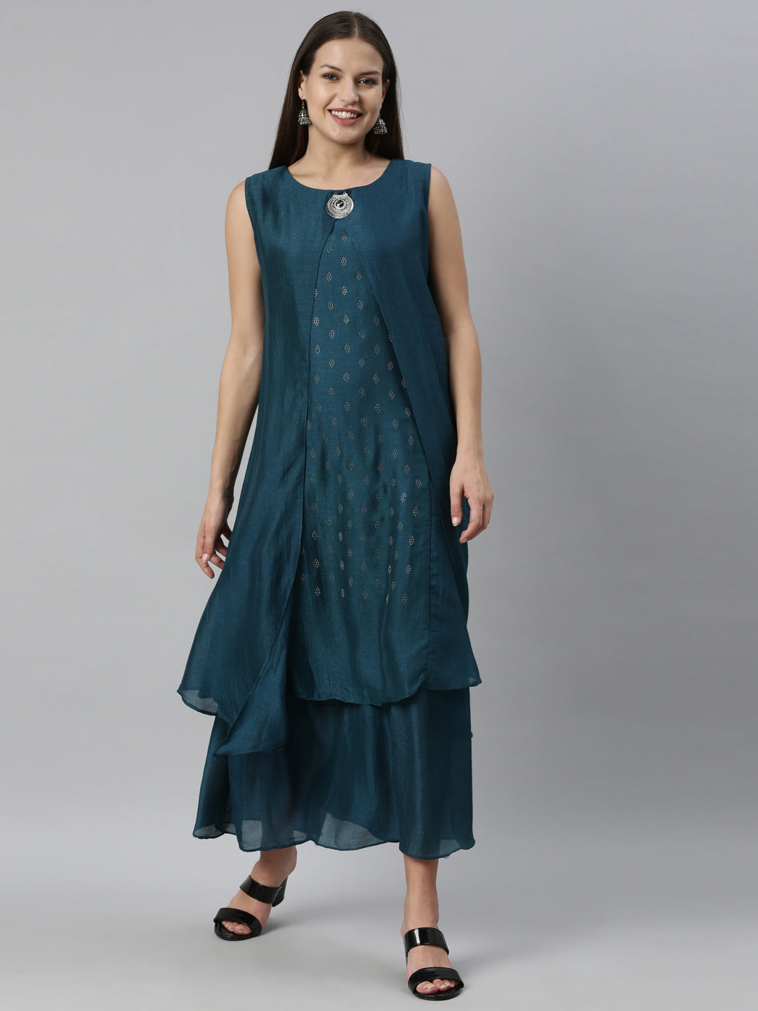 Neerus Blue silk kurta for women - detail view 5