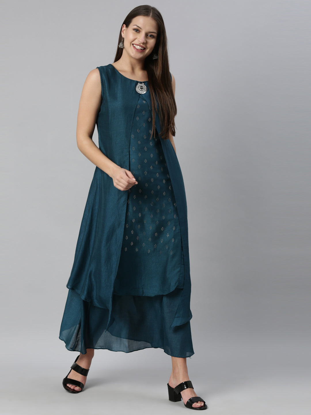 Neerus Blue silk kurta for women - detail view 3