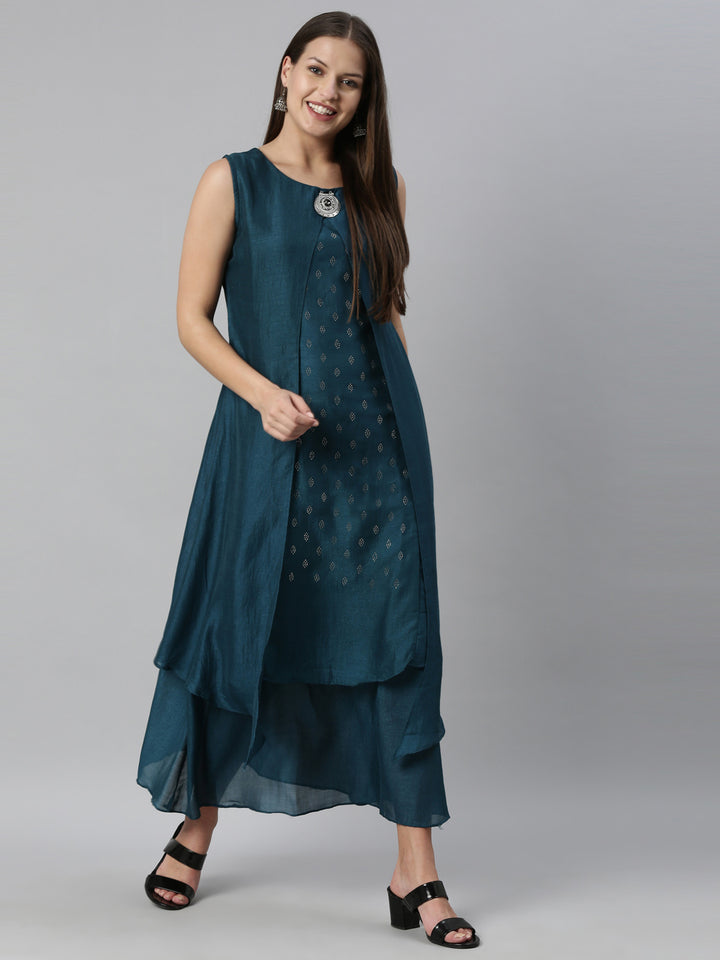 Neerus Blue silk kurta for women - detail view 3