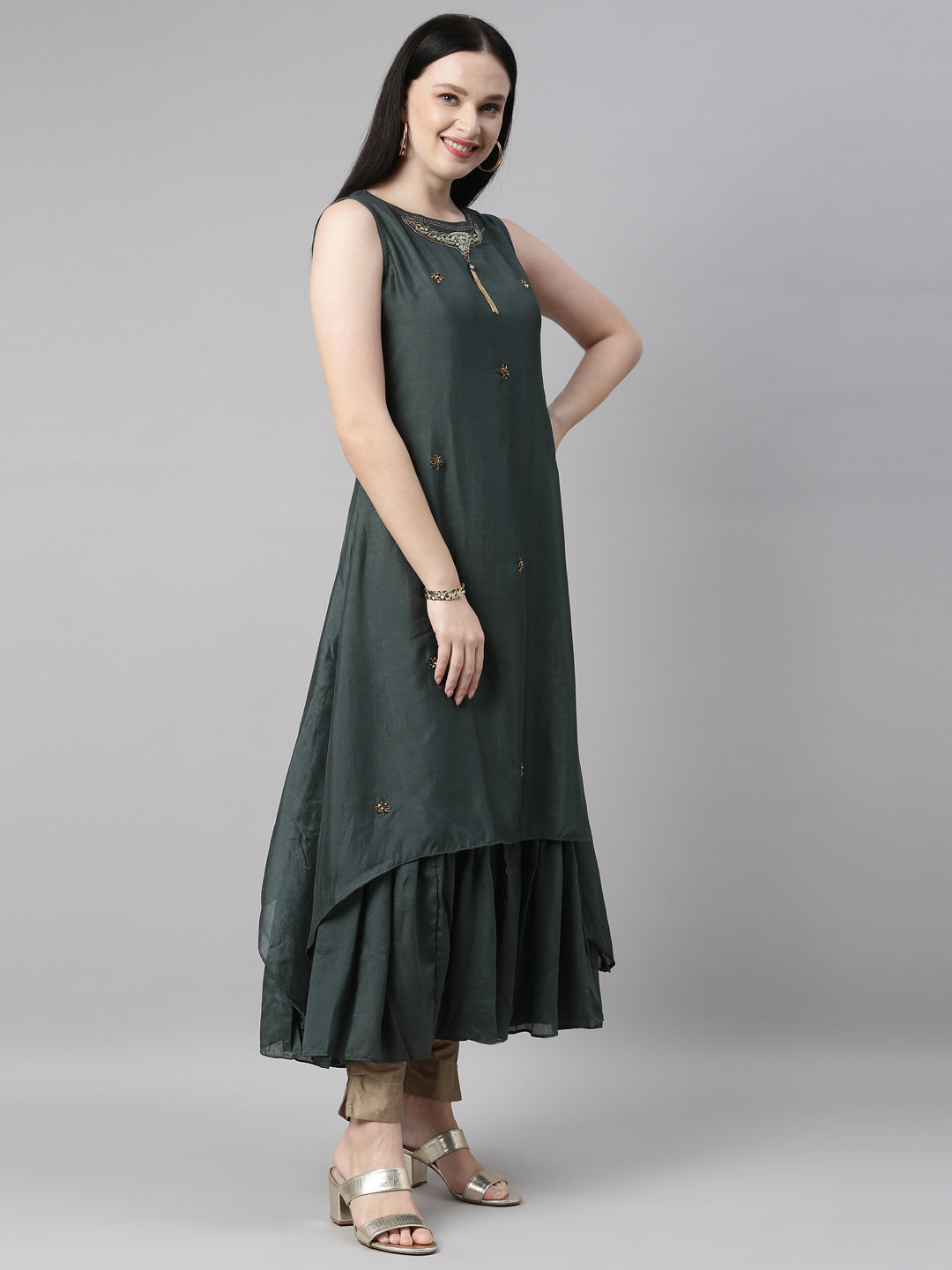Neeru's Green Color Silk Fabric Kurta