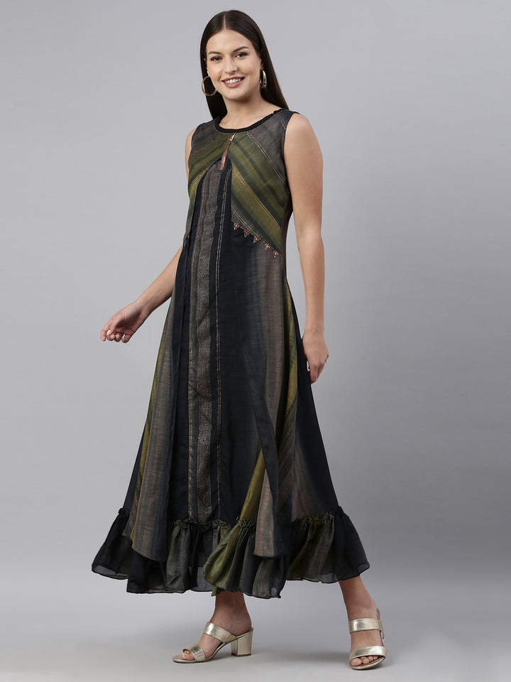 Neerus Grey Color Silk Fabric Kurta