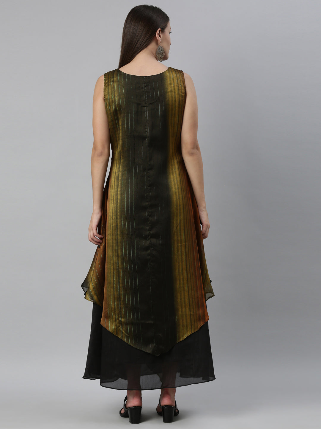 Neerus Green silk solid kurta - detail view 2