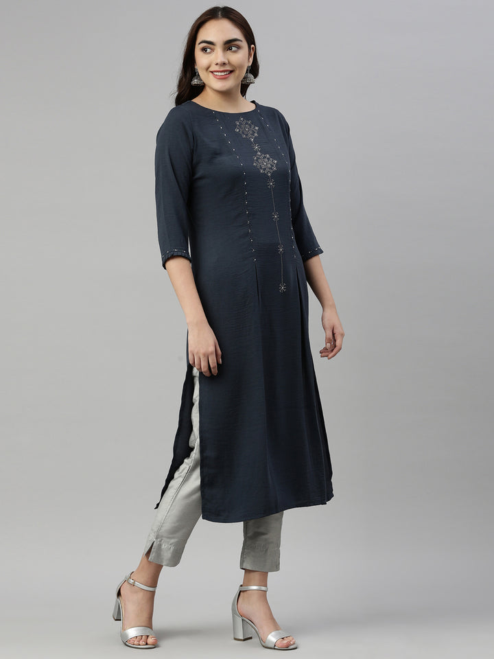 Neerus Grey rayon solid kurti - detail view 1