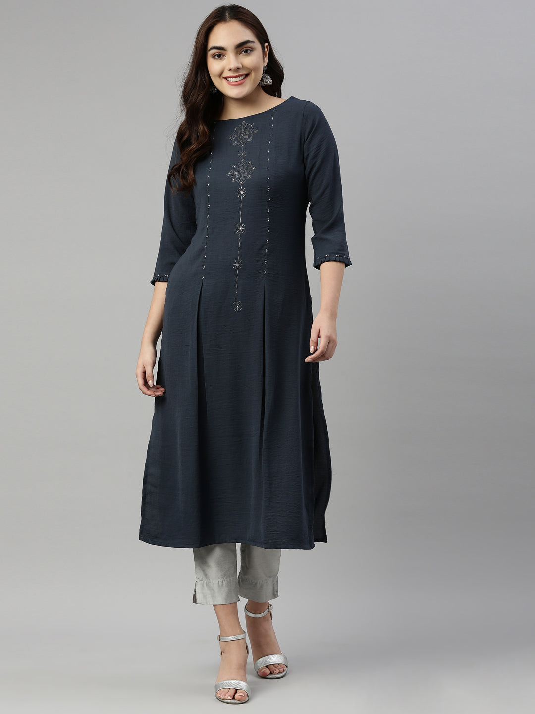 Neerus Grey rayon solid kurti - detail view 3