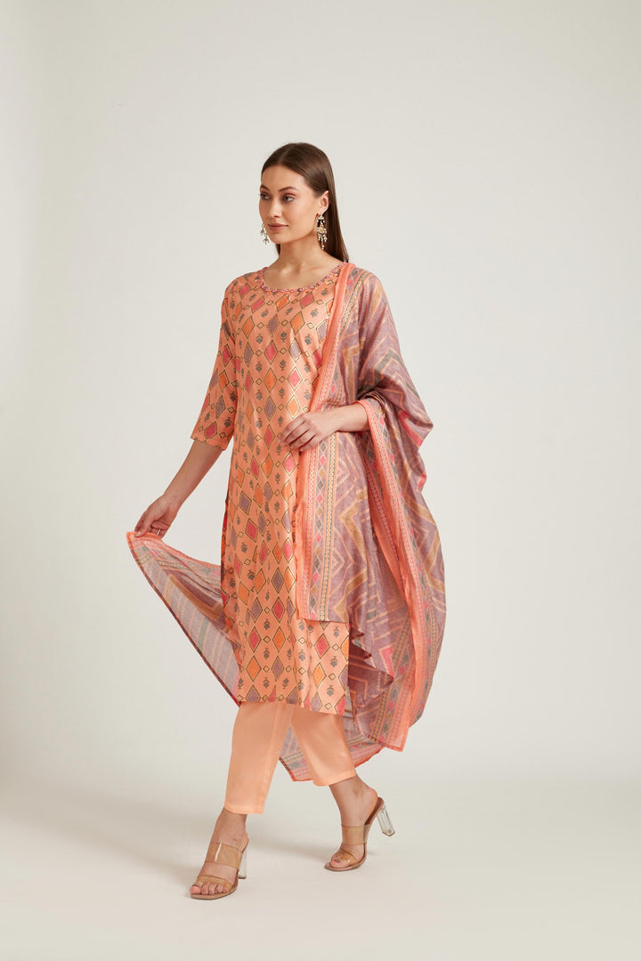 Neerus Orange modal printed suit set - back view