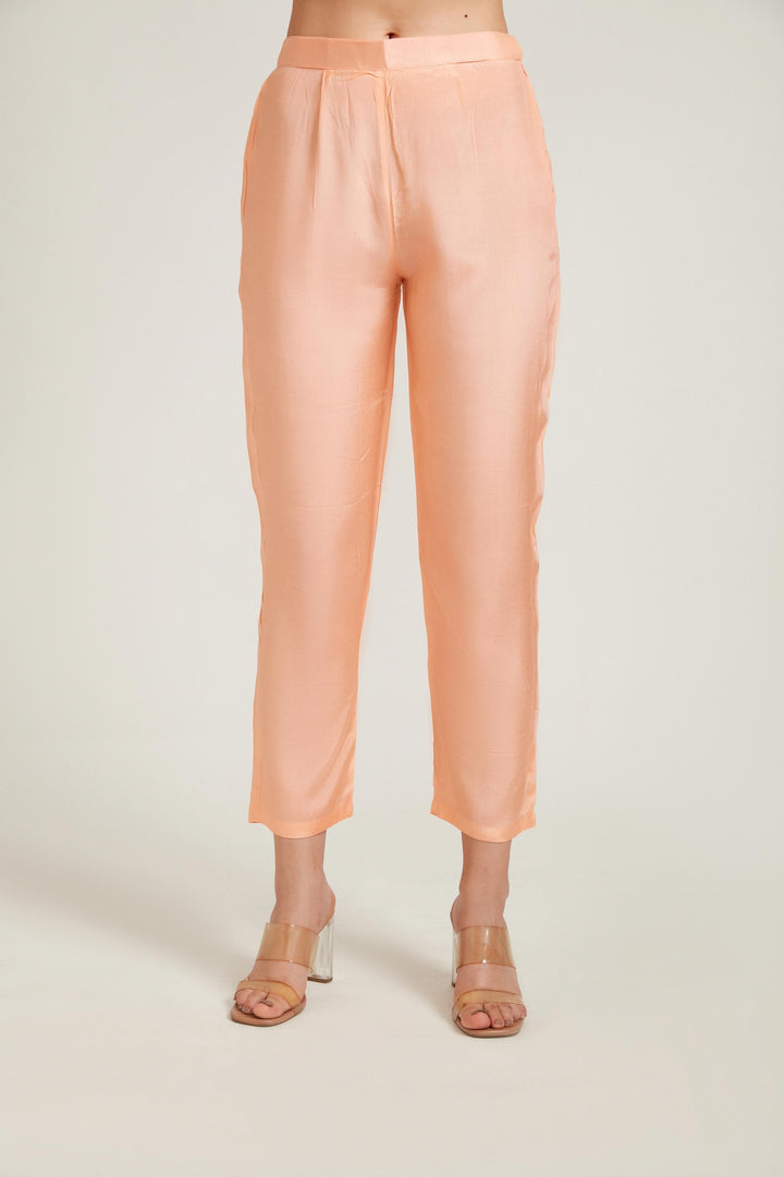 Neerus Orange modal printed suit set - detail view 3