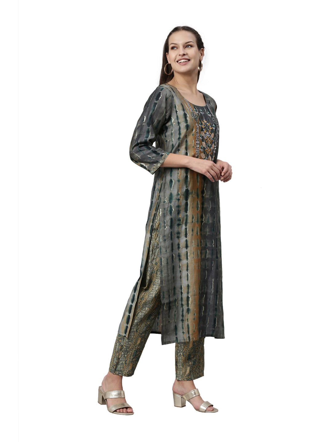 Neerus Grey satin kurta set - detail view 1