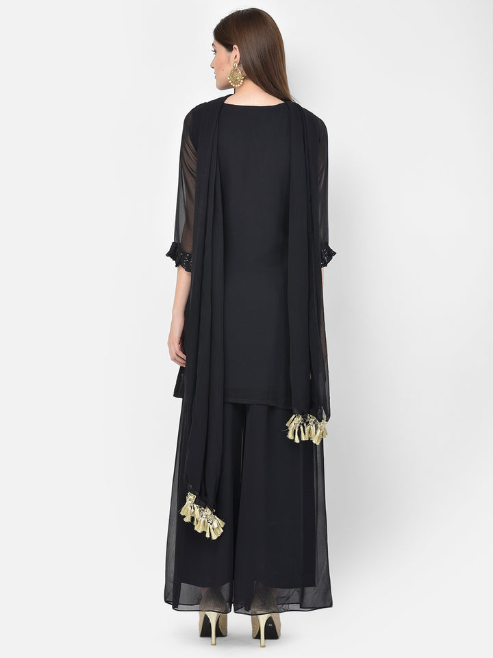 Neerus Black Color Georgette Fabric Salwar Kameez