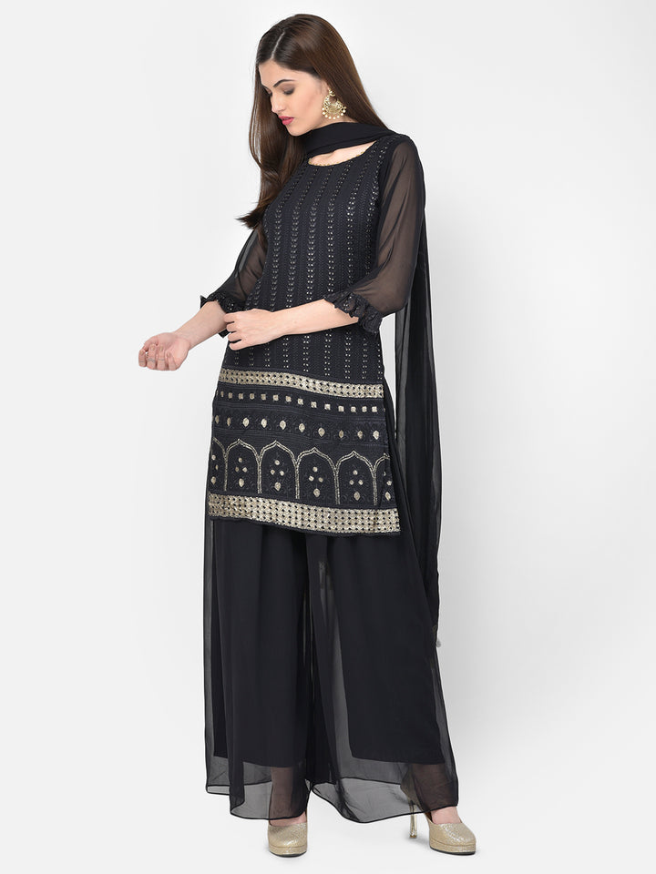 Neerus Black Color Georgette Fabric Salwar Kameez