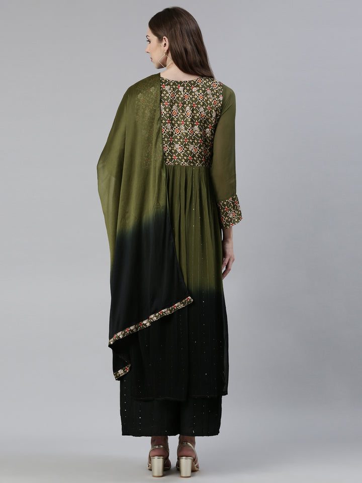 Neerus Green georgette printed kurta set with palazzo and dupatta - side view
